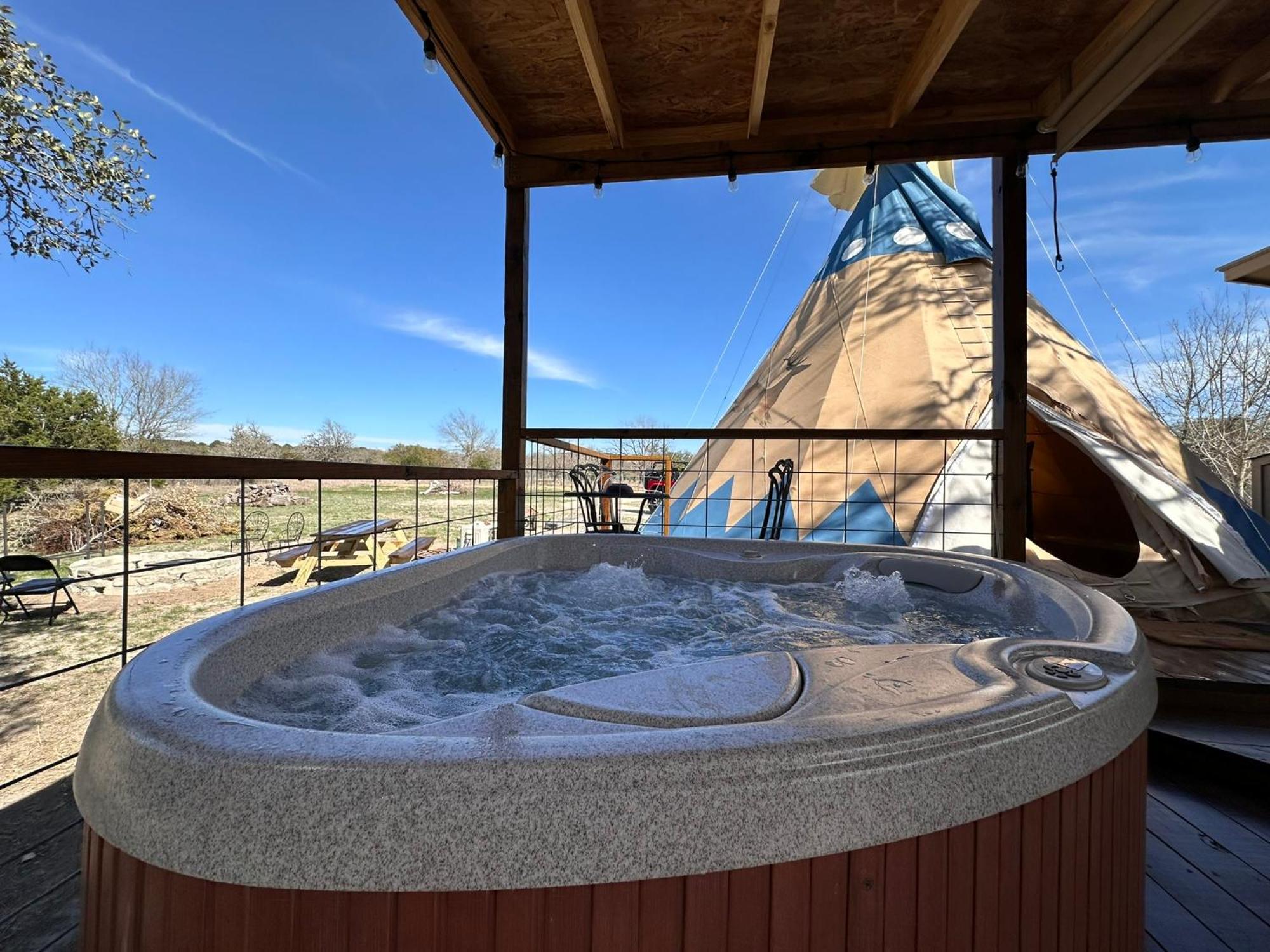 Bandera Stronghold Retreat Exterior photo
